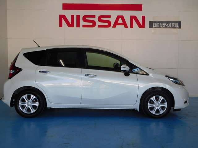 日産 ノート １．２ Ｘ H30年 (九州・沖縄) 99
