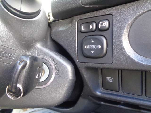 トヨタ ハイエースバン ２．０ ＤＸ ロング ＧＬパッケージ R3年 (中国) 99