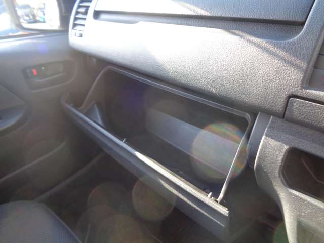 トヨタ ハイエースバン ２．０ ＤＸ ロング ＧＬパッケージ R3年 (中国) 99