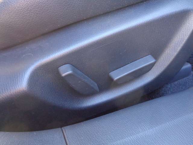 マツダ アクセラスポーツ ２．０ ２０Ｓ ツーリング Ｌパッケージ H26年 (中国) 99