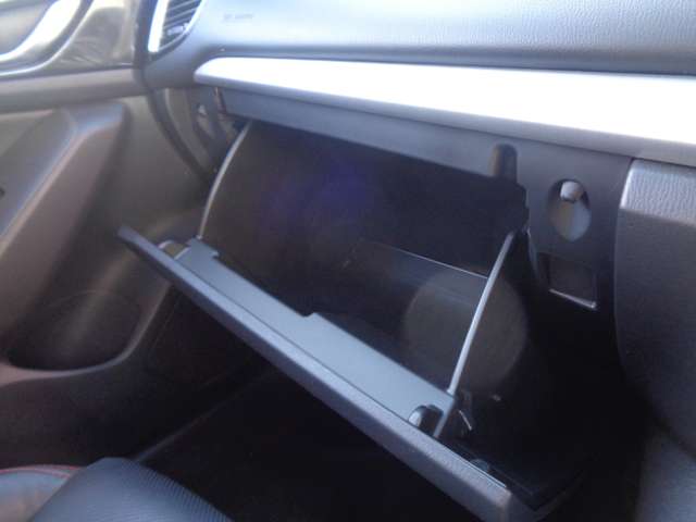 マツダ アクセラスポーツ ２．０ ２０Ｓ ツーリング Ｌパッケージ H26年 (中国) 99