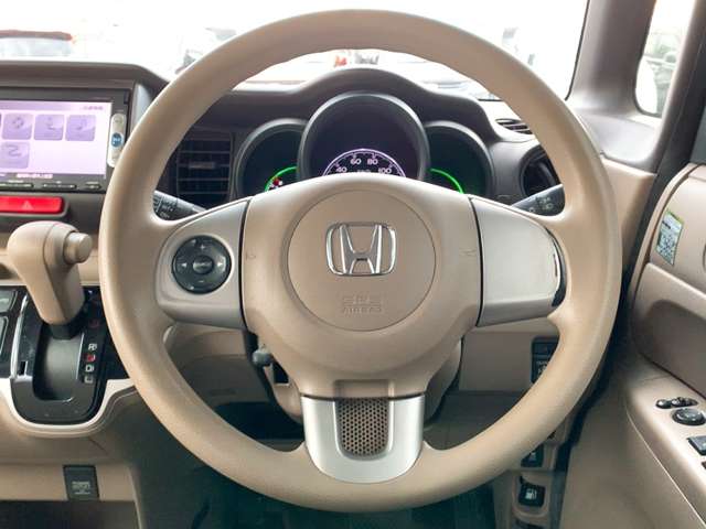 ホンダ Ｎ　ＢＯＸ ６６０ Ｇ Ｌパッケージ H27年 (九州・沖縄) 99