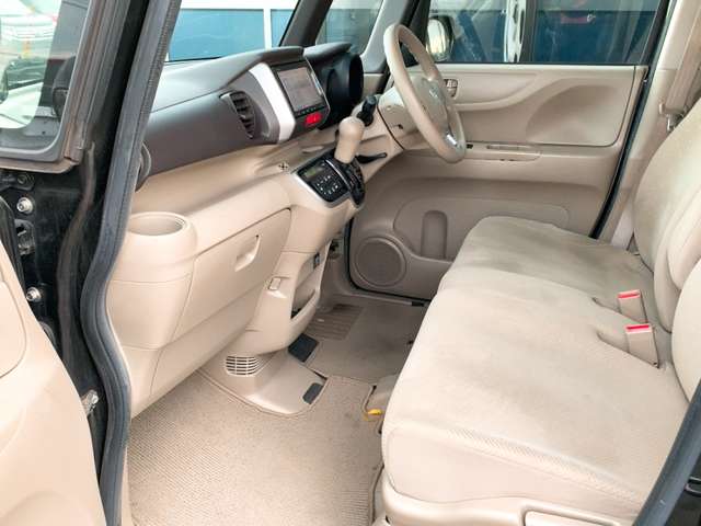 ホンダ Ｎ　ＢＯＸ ６６０ Ｇ Ｌパッケージ H27年 (九州・沖縄) 99