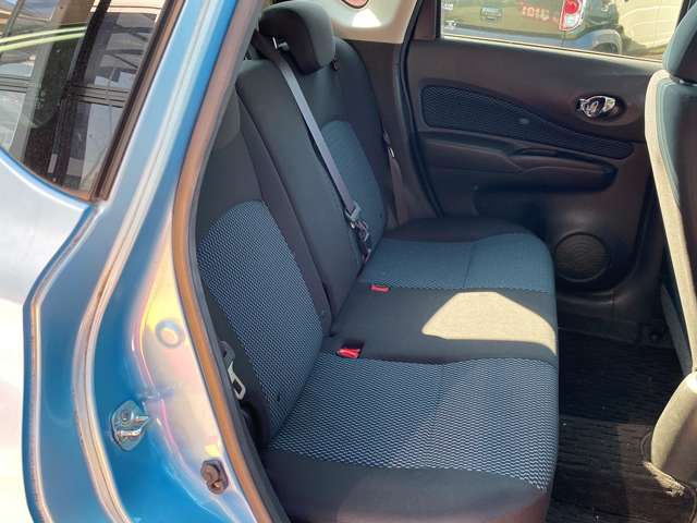 日産 ノート １．２ Ｘ H25年 (九州・沖縄) 99