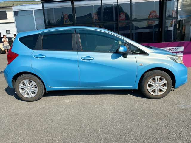 日産 ノート １．２ Ｘ H25年 (九州・沖縄) 99