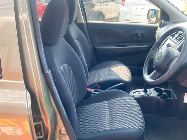 日産 マーチ １．２ Ｓ H27年 (九州・沖縄) 99