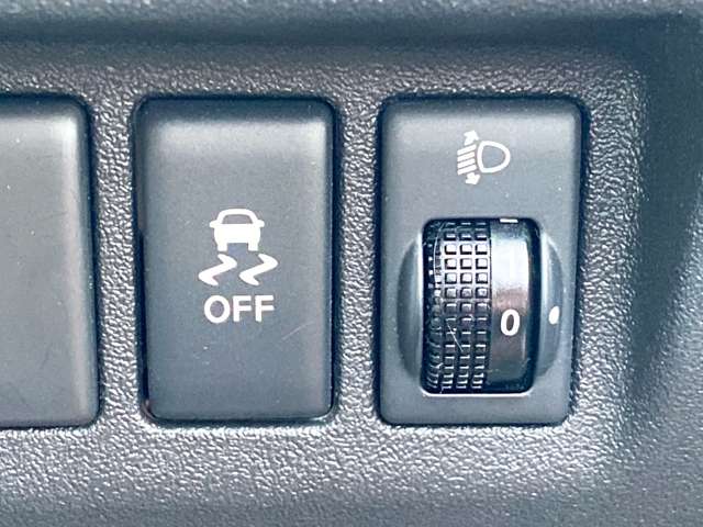 日産 マーチ １．２ Ｓ H27年 (九州・沖縄) 99