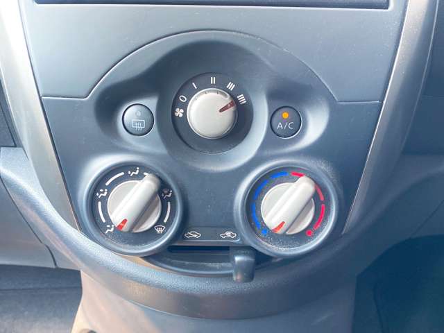 日産 マーチ １．２ Ｓ H27年 (九州・沖縄) 99