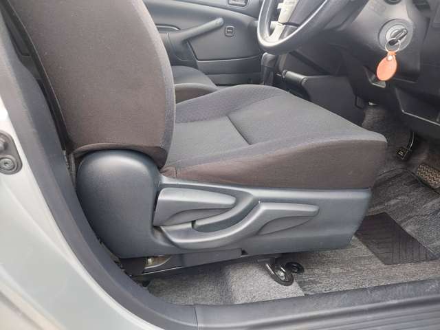 トヨタ サクシードバン １．５ ＵＬ－Ｘ H29年 (九州・沖縄) 99