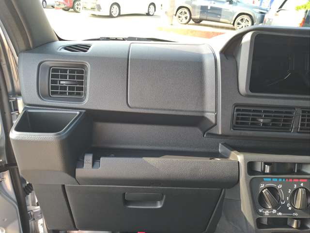 ダイハツ ハイゼットカーゴ ６６０ デラックス R6年 (九州・沖縄) 99