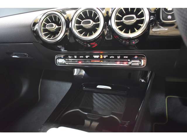 メルセデスベンツ Ａクラス Ａ１８０ エディション１ H30年 (関東) 99