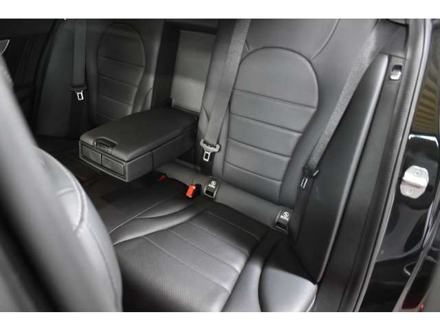 メルセデスベンツ Ｃクラスワゴン Ｃ１８０ ローレウス エディション H30年 (関東) 99