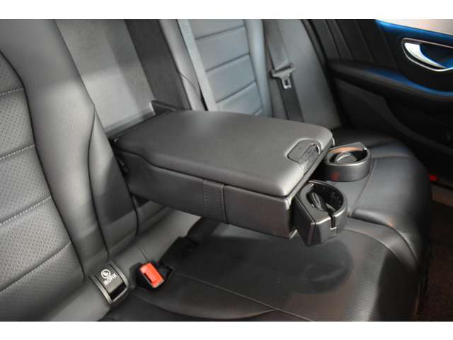 メルセデスベンツ Ｃクラスワゴン Ｃ１８０ ローレウス エディション H30年 (関東) 99