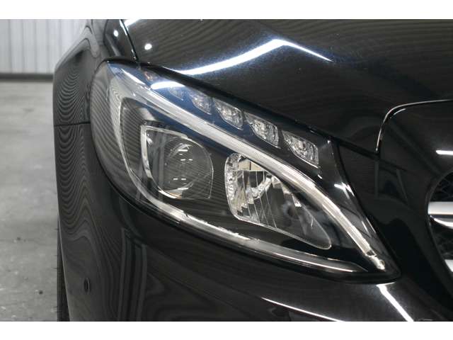 メルセデスベンツ Ｃクラスワゴン Ｃ１８０ ローレウス エディション H30年 (関東) 99