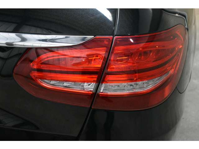 メルセデスベンツ Ｃクラスワゴン Ｃ１８０ ローレウス エディション H30年 (関東) 99