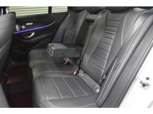 メルセデスベンツ Ｅクラス Ｅ２００ アバンギャルド （ＢＳＧ搭載モデル） ＡＭＧライン R1年 (関東) 99