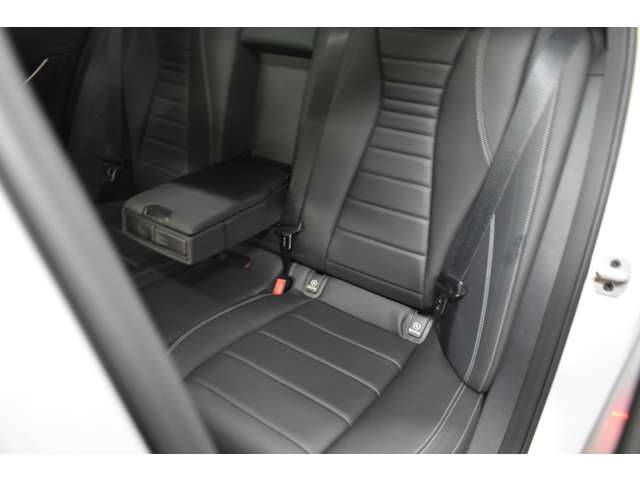 メルセデスベンツ Ｅクラス Ｅ２００ アバンギャルド （ＢＳＧ搭載モデル） ＡＭＧライン R1年 (関東) 99