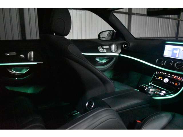 メルセデスベンツ Ｅクラス Ｅ２００ アバンギャルド （ＢＳＧ搭載モデル） ＡＭＧライン R1年 (関東) 99