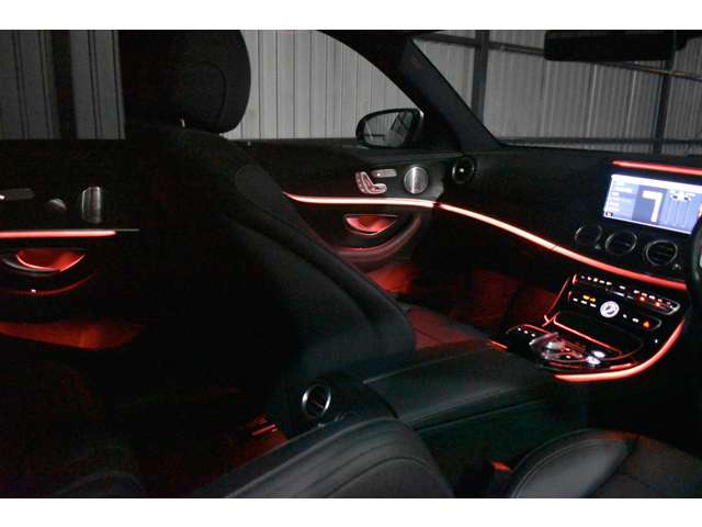 メルセデスベンツ Ｅクラス Ｅ２００ アバンギャルド （ＢＳＧ搭載モデル） ＡＭＧライン R1年 (関東) 99