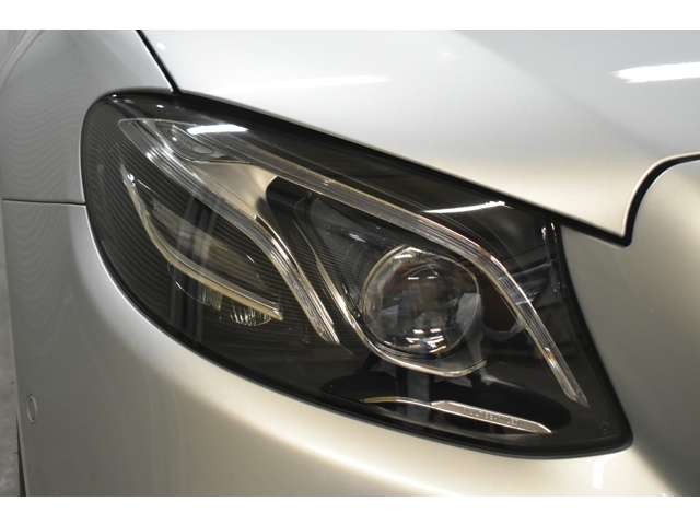 メルセデスベンツ Ｅクラス Ｅ２００ アバンギャルド （ＢＳＧ搭載モデル） ＡＭＧライン R1年 (関東) 99