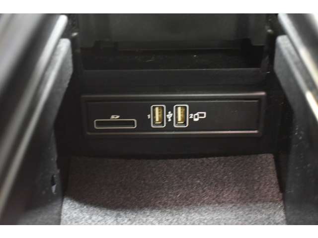 メルセデスベンツ Ｅクラスオールテレイン Ｅ２２０Ｄ ４マチック ディーゼルターボ ４ＷＤ H30年 (関東) 99