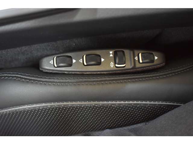 メルセデスベンツ Ｅクラス Ｅ４００ H27年 (関東) 99