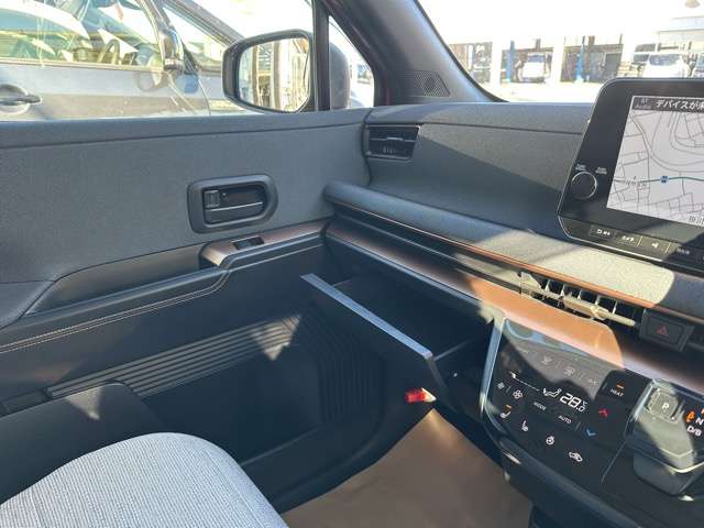 日産 サクラ Ｇ R4年 (東海) 99