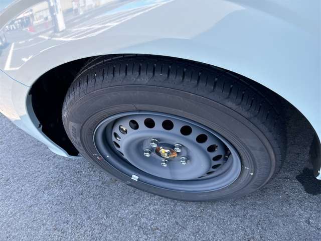 ホンダ フリード　ハイブリッド １．５ Ｅ：ＨＥＶ エアー R6年 (東海) 99