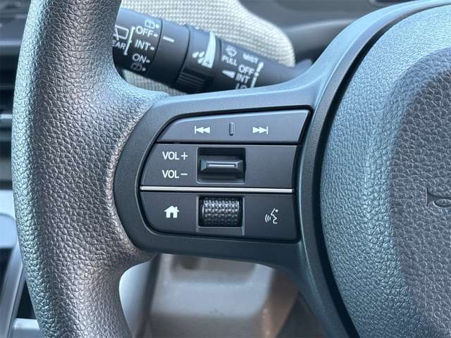 ホンダ フリード　ハイブリッド １．５ Ｅ：ＨＥＶ エアー R6年 (東海) 99