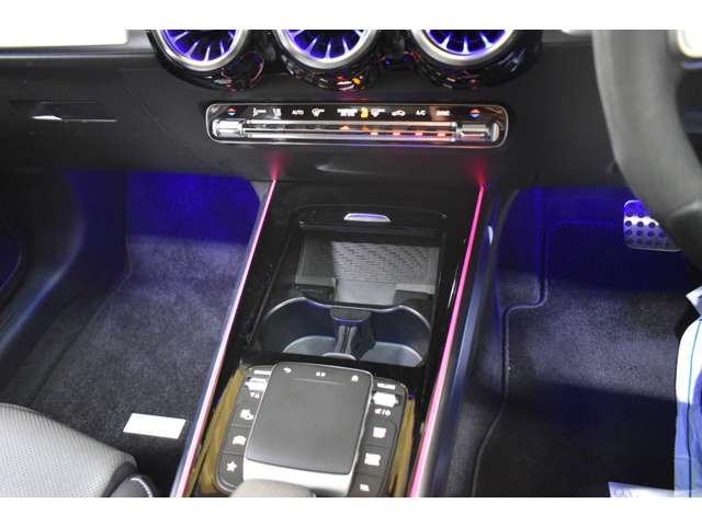 ＡＭＧ ＧＬＢ ３５ ４マチック ４ＷＤ R4年 (関東) 99