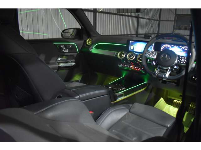 ＡＭＧ ＧＬＢ ３５ ４マチック ４ＷＤ R4年 (関東) 99