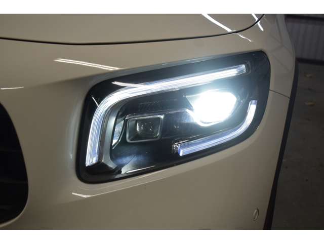 ＡＭＧ ＧＬＢ ３５ ４マチック ４ＷＤ R4年 (関東) 99