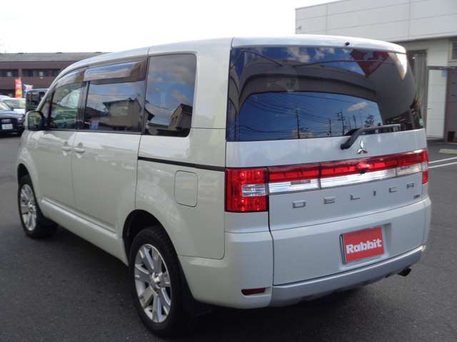 三菱 デリカ　Ｄ：５ ２．２ Ｄ パワーパッケージ ディーゼルターボ ４ＷＤ H29年 (中国) 99