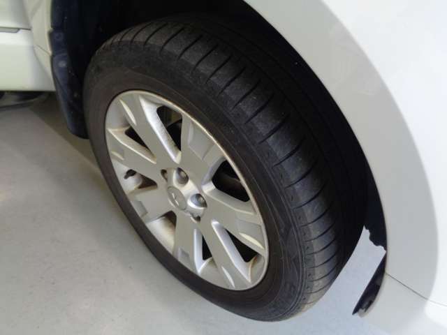 三菱 デリカ　Ｄ：５ ２．２ Ｄ パワーパッケージ ディーゼルターボ ４ＷＤ H29年 (中国) 99