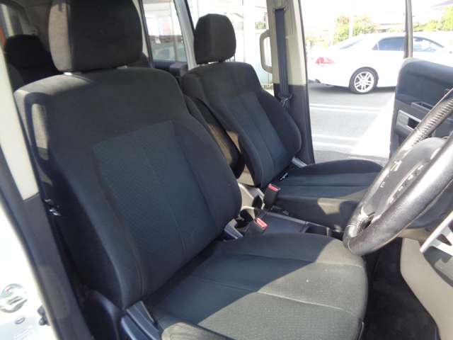 三菱 デリカ　Ｄ：５ ２．２ Ｄ パワーパッケージ ディーゼルターボ ４ＷＤ H29年 (中国) 99