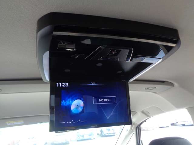 三菱 デリカ　Ｄ：５ ２．２ Ｄ パワーパッケージ ディーゼルターボ ４ＷＤ H29年 (中国) 99