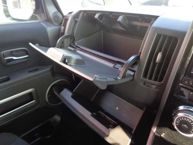 三菱 デリカ　Ｄ：５ ２．２ Ｄ パワーパッケージ ディーゼルターボ ４ＷＤ H29年 (中国) 99