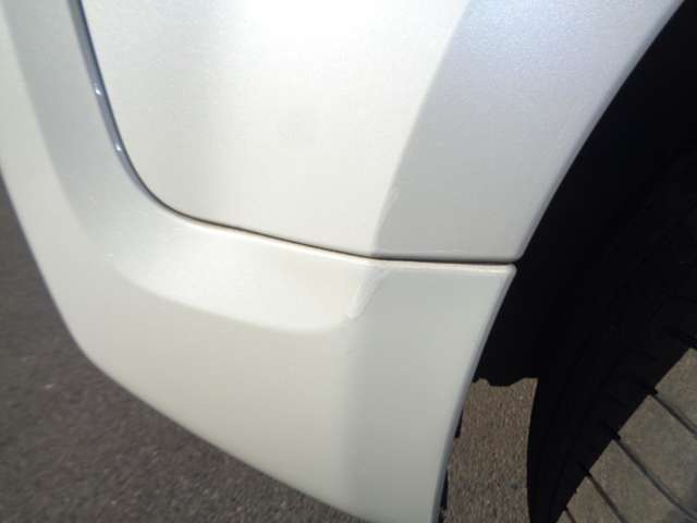 三菱 デリカ　Ｄ：５ ２．２ Ｄ パワーパッケージ ディーゼルターボ ４ＷＤ H29年 (中国) 99