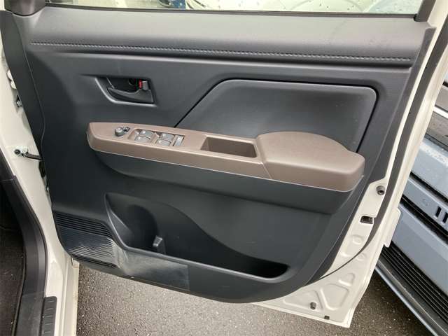 トヨタ ルーミー １．０ Ｘ R5年 (東海) 99