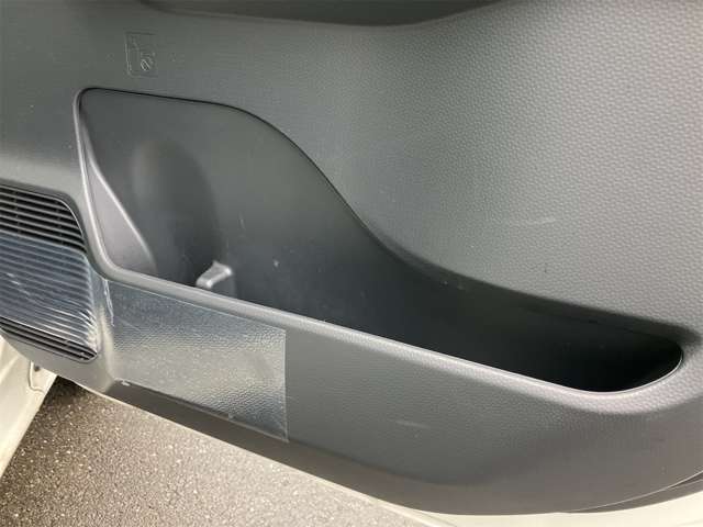 トヨタ ルーミー １．０ Ｘ R5年 (東海) 99