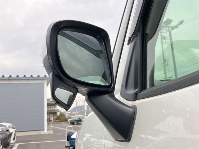 トヨタ ルーミー １．０ Ｘ R5年 (東海) 99