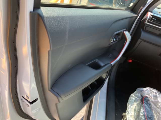 トヨタ ライズ １．２ Ｚ R5年 (東海) 99