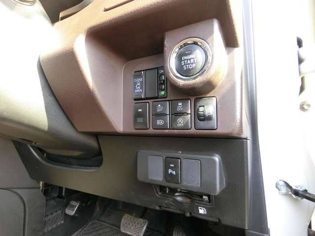 トヨタ タンク １．０ Ｘ Ｓ R1年 (中国) 99