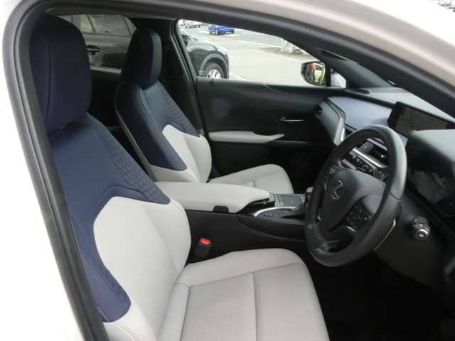 レクサス ＵＸ２００ バージョンＣ R2年 (関東) 99