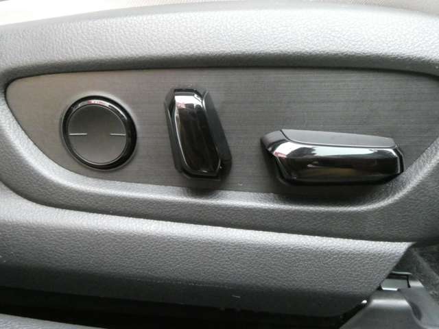 レクサス ＵＸ２００ バージョンＣ R2年 (関東) 99