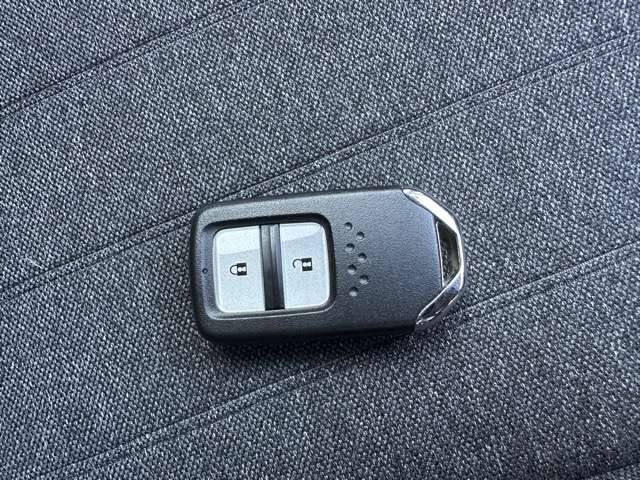 ホンダ フィット １．５ ホーム R5年 (東海) 99