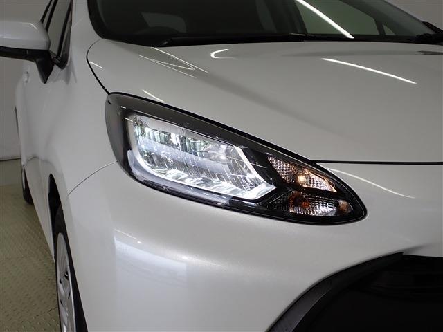 トヨタ アクア １．５ Ｘ R4年 (関東) 99