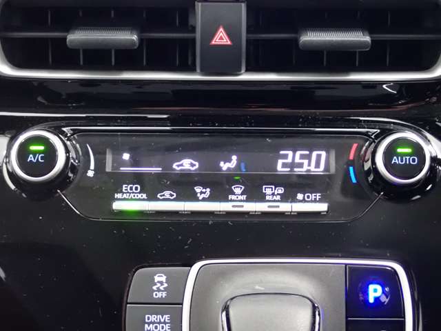 トヨタ アクア １．５ Ｘ R4年 (関東) 99