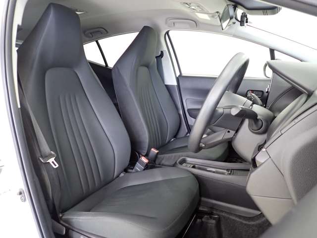 トヨタ アクア １．５ Ｘ R4年 (関東) 99