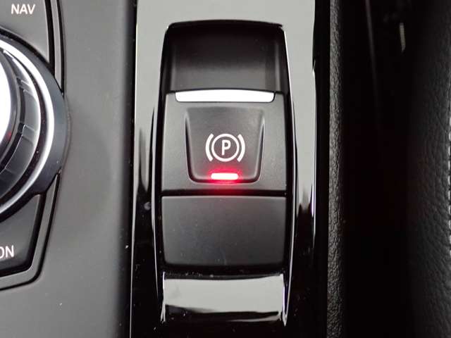 ＢＭＷ Ｘ１ Ｘドライブ １８Ｄ Ｘライン ４ＷＤ R3年 (関東) 99